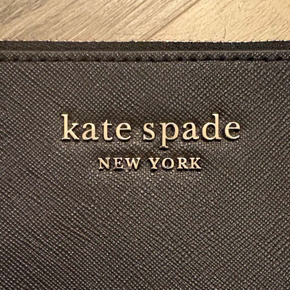 Kate Spade Black Purse with Gold Hardware - Shoulder bag - Picture 2 of 13